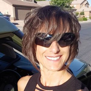 Meet your Posher, Steffi